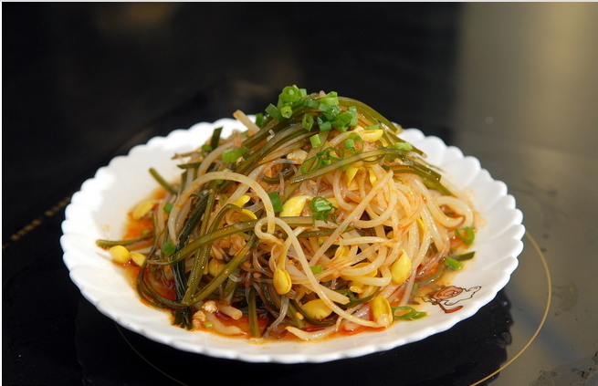 ������˿