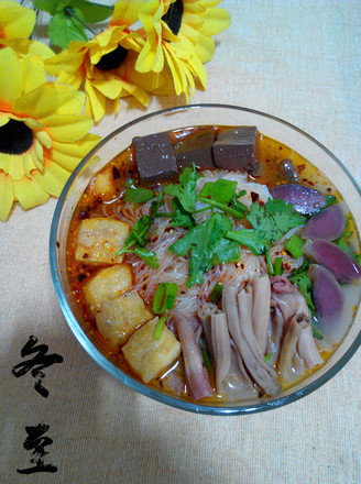 �Ͼ���ɫ��ʳ---ѼѪ��˿��