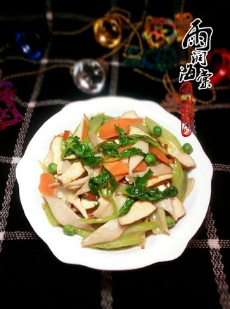 �������